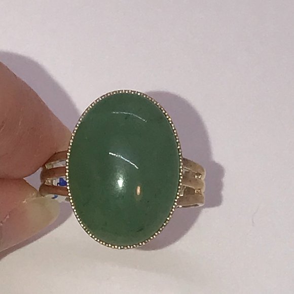 Silver Plated Green Aventurine Cab Ring, Sizeable - Picture 1 of 16